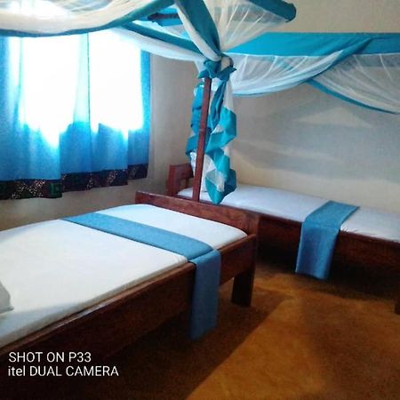 Mafia Neptune Villa Lodge Utende 外观 照片