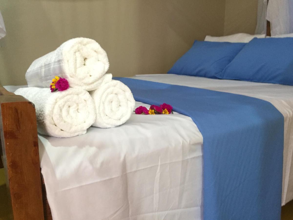Mafia Neptune Villa Lodge Utende 外观 照片